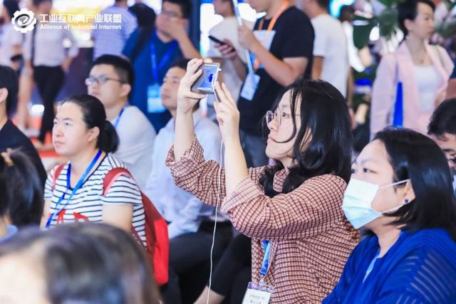 0227_213358_283.jpg 176-6.jpg